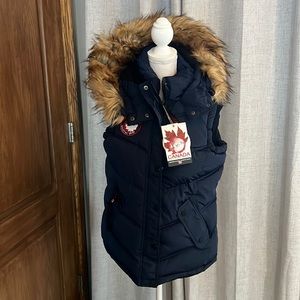 Canada Weather Gear Puffer Vest